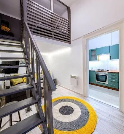 Cosy Nest In Center By New York Cafe Apartman *